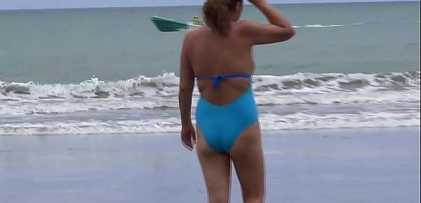 trends58 year old latin mom on beach show masturbation orgasms cumshots hairy pussy fucked